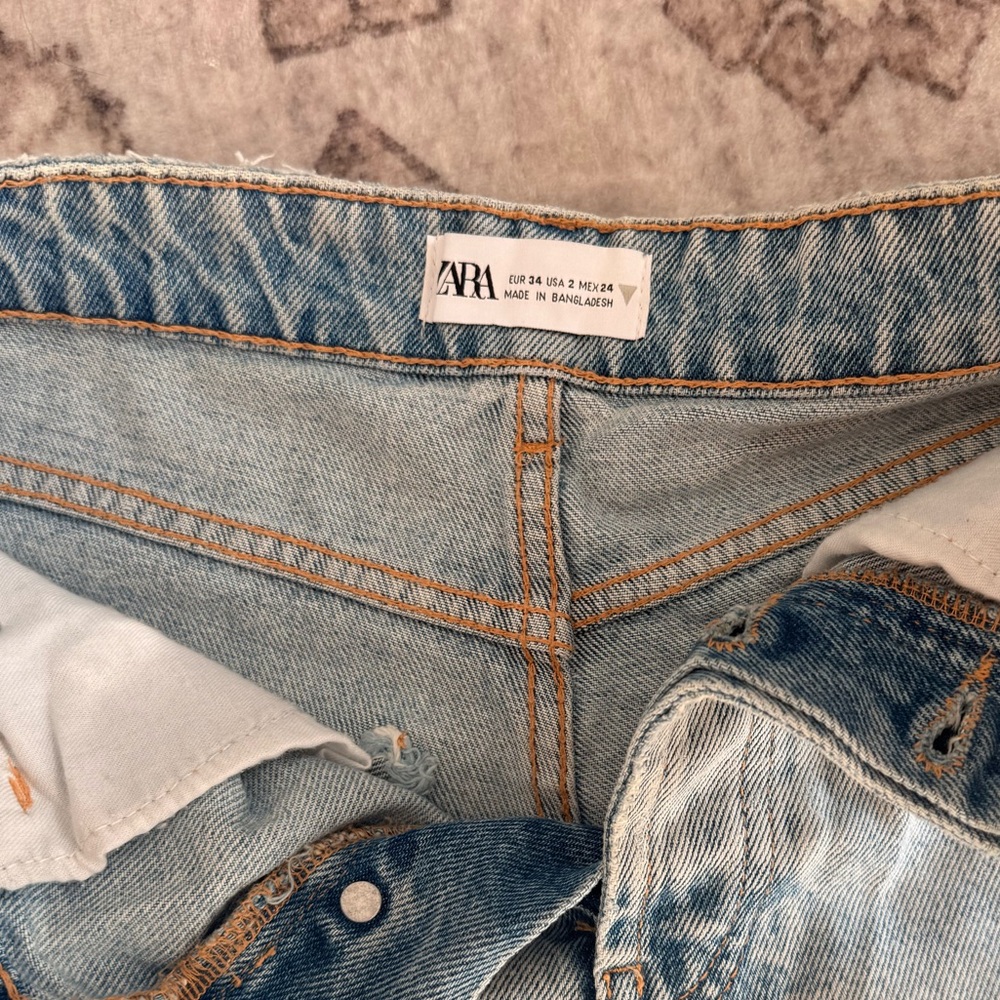 Zara Light Blue high waisted Jean Shorts - Picture 3 of 3
